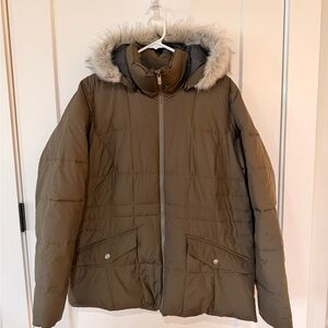 Women’s Olive Green Columbia Puffer Coat